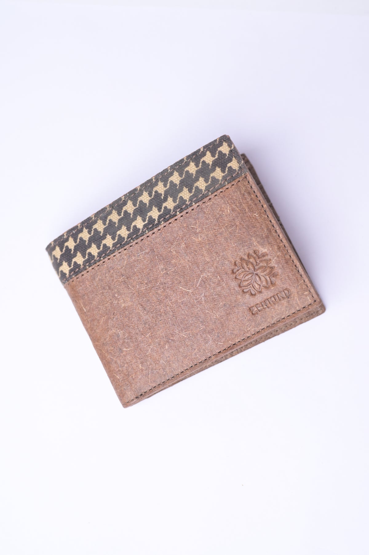 Vegan Mens Wallet | Natural Mens Wallet made of coconut leather