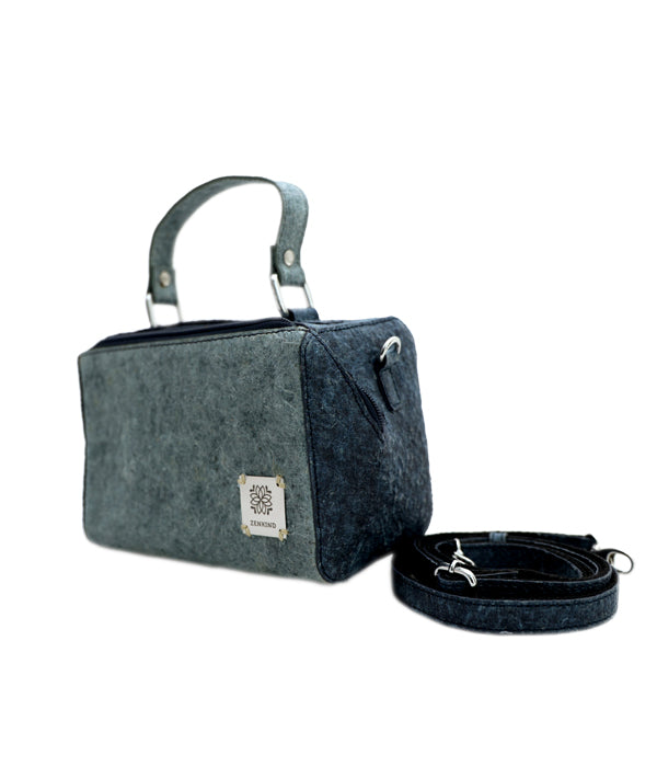 Vegan handbag | Mini Natural Duffle made of coconut leather