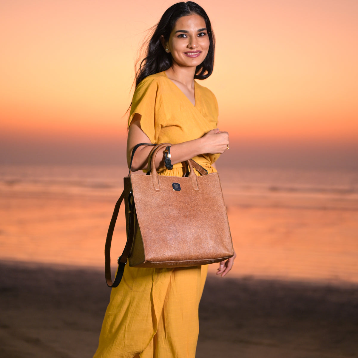 Vegan Tote Bag | Black Natural Tote made of coconut leather