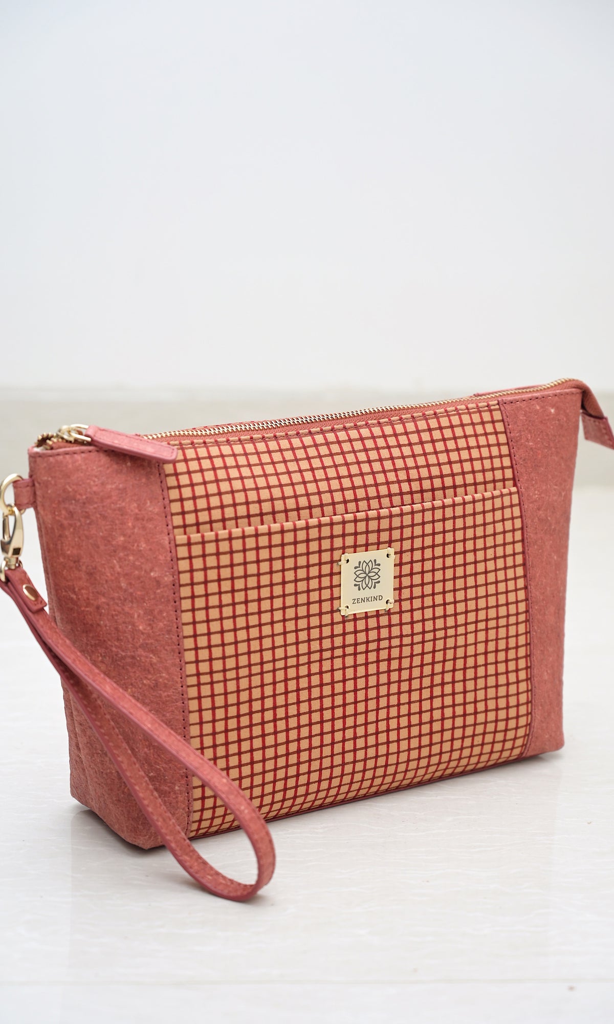 Vegan travel pouch | Natural Travel Kit made of coconut leather