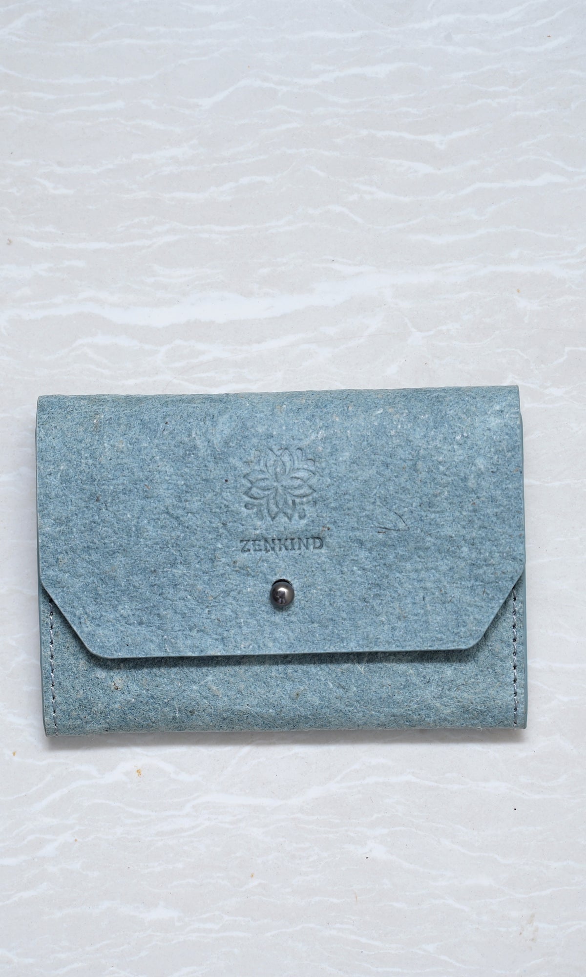 Vegan Flap Card Holder | Natural Flap Wallet made of coconut leather